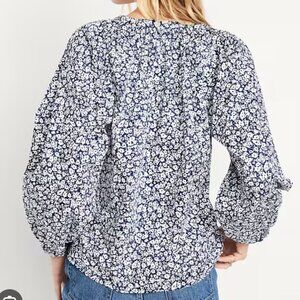 Old Navy top size M